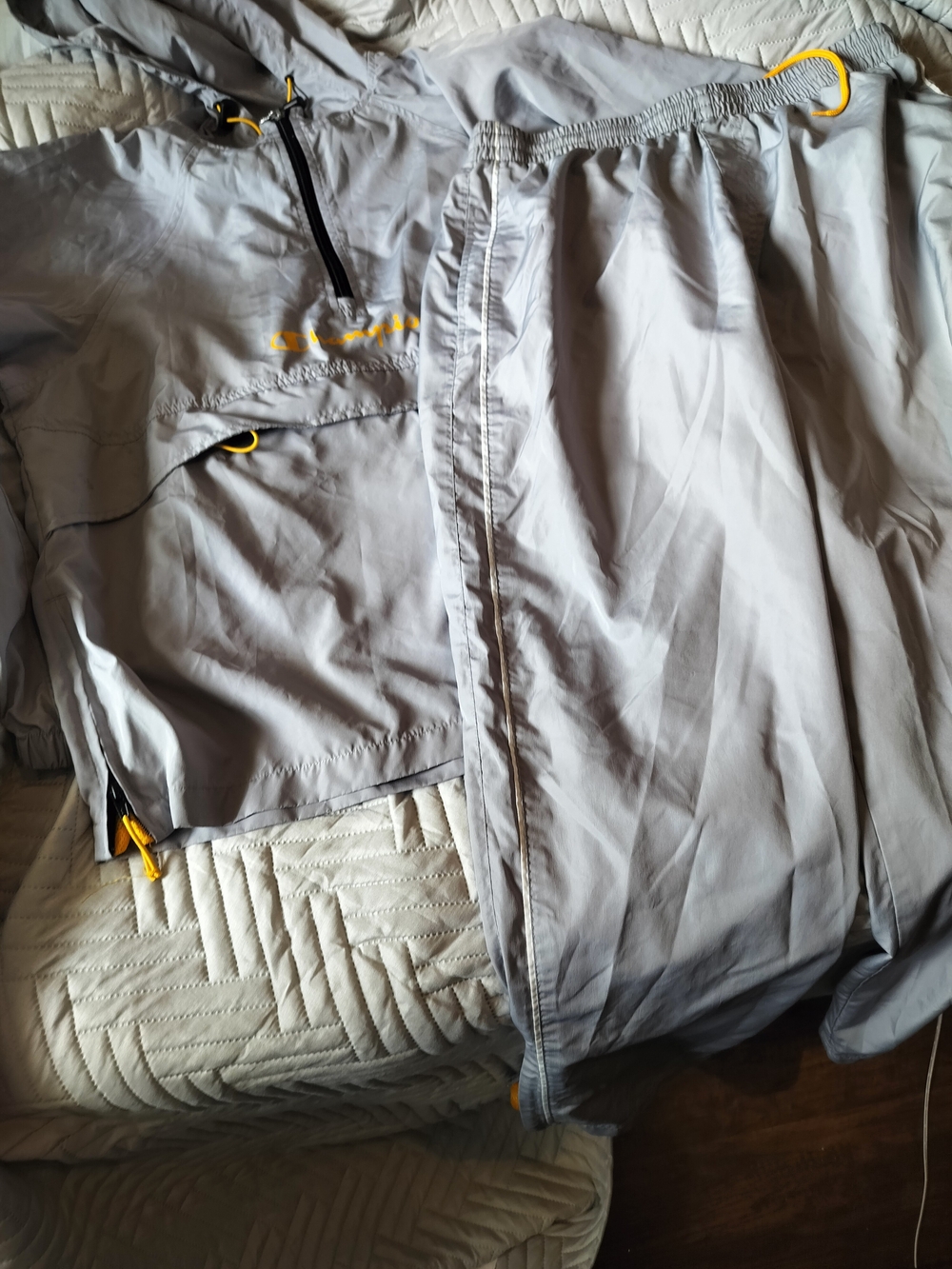 Champion Light Gray Hooded Bedding Set with Yellow Accents - Unbranded